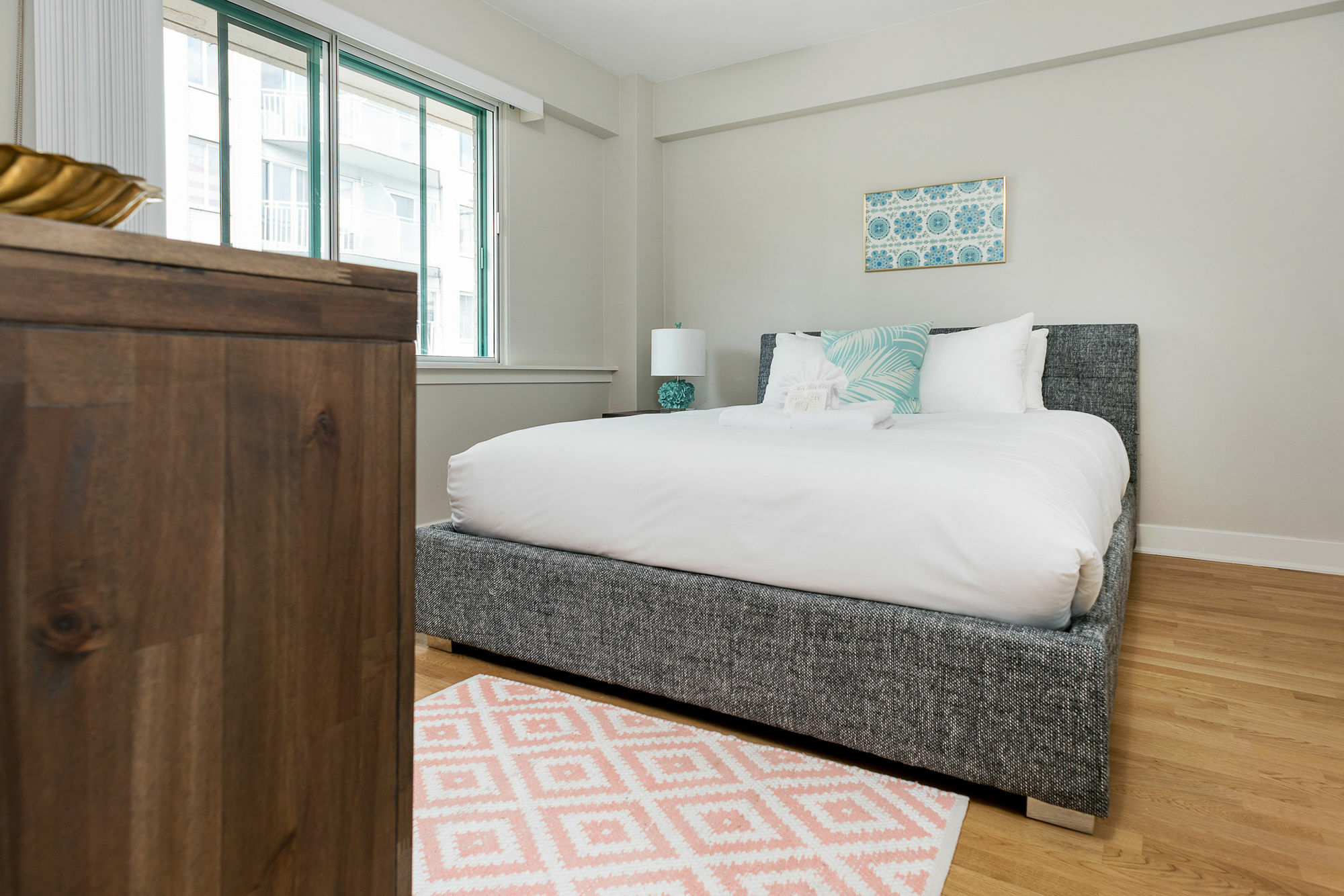 Apartamento Chic 1br In Milton Park By Sonder Montreal